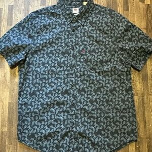 Levi's Men's Black and Gray Vine Patterned Shirt